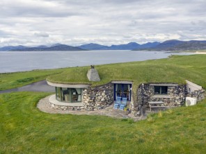 Luxury Seaview Eco Cottages on the Isle of Harris, Outer Hebrides, Scotland